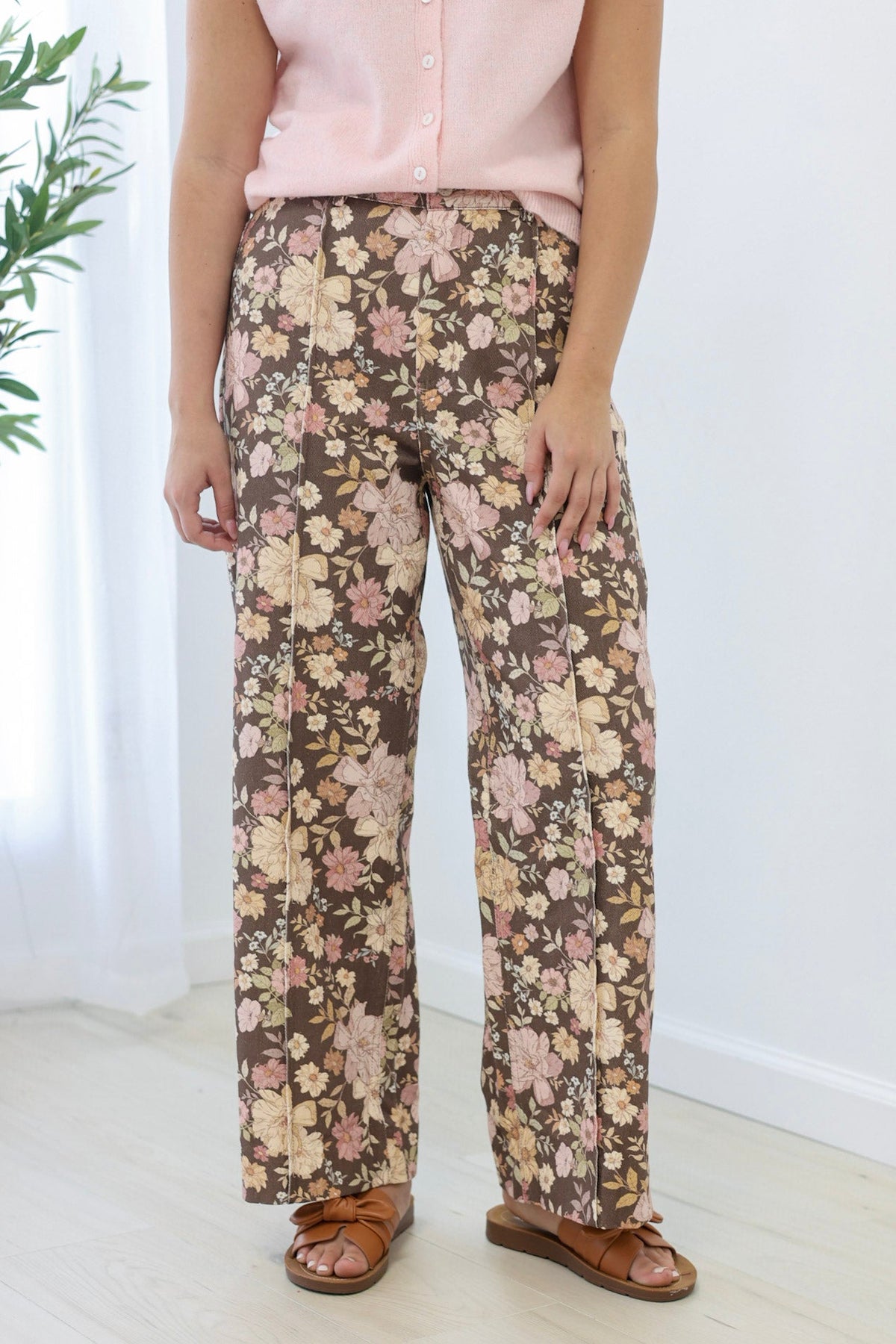 A Pretty Touch Floral Pants - view 1